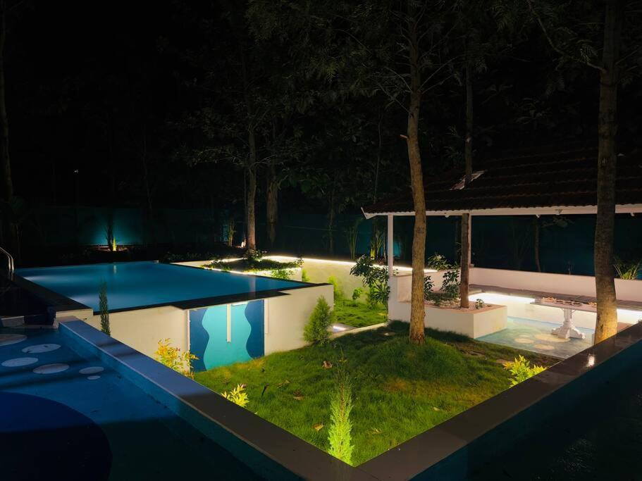 Serenity Farm Stay Hampāpura Exteriör bild