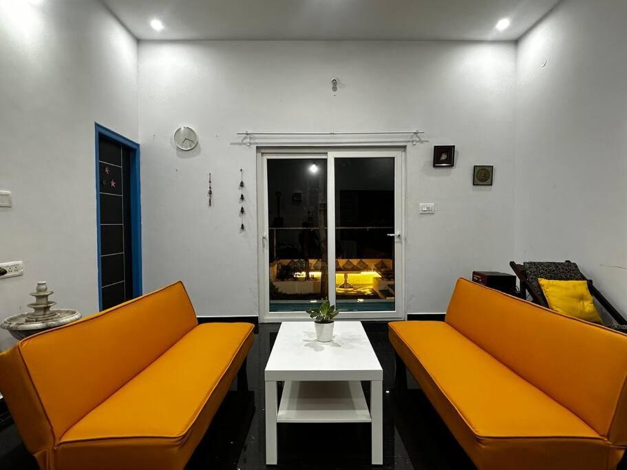 Serenity Farm Stay Hampāpura Exteriör bild